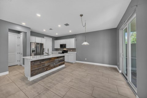 Townhouse in Hollywood, Florida 3 bedrooms, 164.99 sq.m. № 2086971 - photo 15