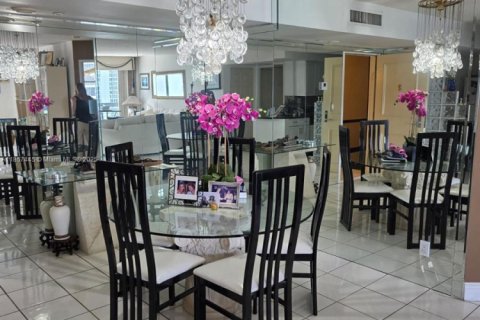 Купить кондоминиум в Авентура, Флорида 2 спальни, 109.9м2, № 2015457 - фото 5