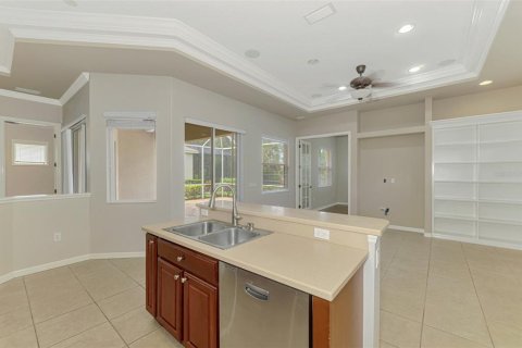 Casa en venta en Lakewood Ranch, Florida, 4 dormitorios, 192.59 m2 № 1677514 - foto 17
