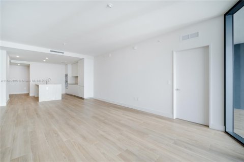 Condominio en venta en Miami, Florida, 3 dormitorios, 152.64 m2 № 1836796 - foto 11