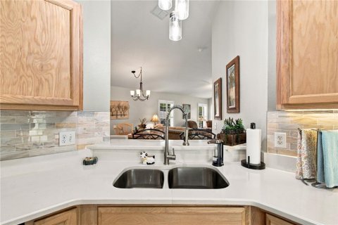 Villa ou maison à vendre à Poinciana, Floride: 2 chambres, 116.87 m2 № 2430419 - photo 14