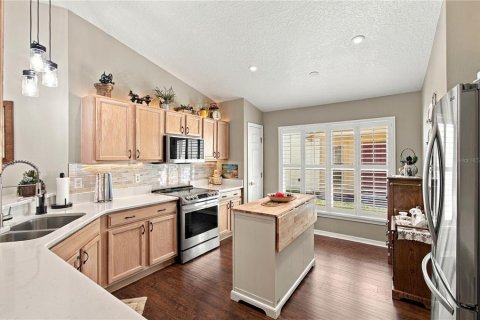 Villa ou maison à vendre à Poinciana, Floride: 2 chambres, 116.87 m2 № 2430419 - photo 6