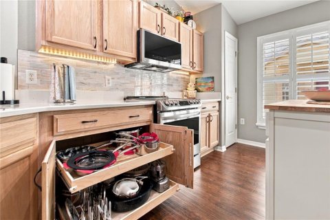 Villa ou maison à vendre à Poinciana, Floride: 2 chambres, 116.87 m2 № 2430419 - photo 7