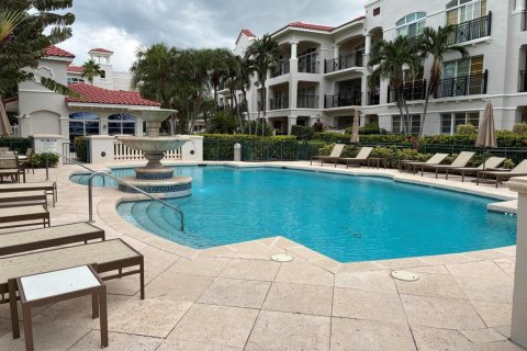 Condo in Hillsboro Beach, Florida, 2 bedrooms  № 2378871 - photo 21
