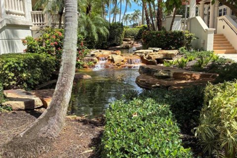 Condo in Hillsboro Beach, Florida, 2 bedrooms  № 2378871 - photo 25