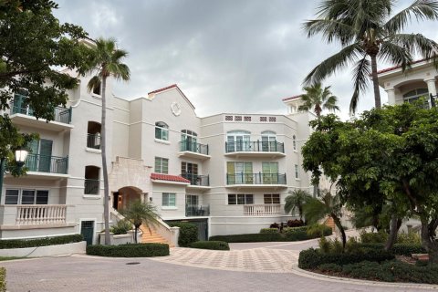Condo in Hillsboro Beach, Florida, 2 bedrooms  № 2378871
