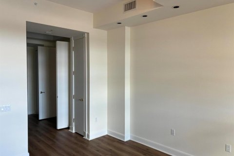Condo in Hillsboro Beach, Florida, 2 bedrooms  № 2378871 - photo 11