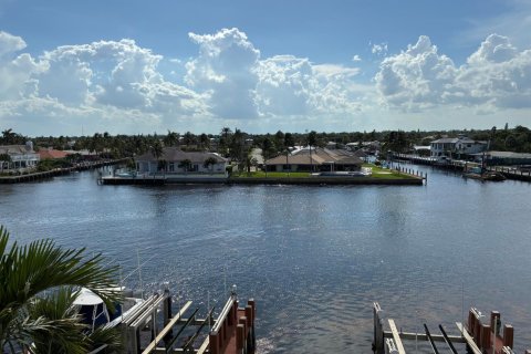 Condo in Hillsboro Beach, Florida, 2 bedrooms  № 2378871 - photo 4