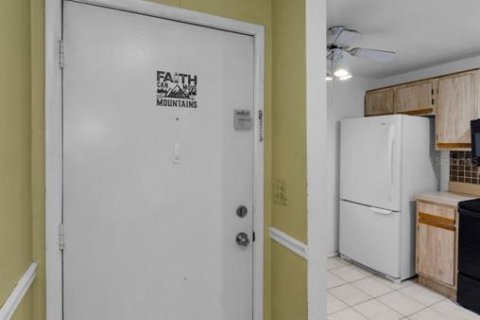 Condo in Clearwater, Florida, 2 bedrooms  № 1873135 - photo 5