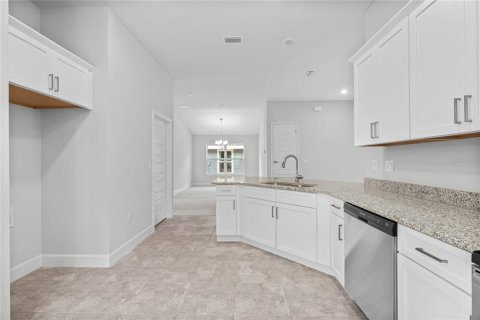 House in Alachua, Florida 4 bedrooms, 169.08 sq.m. № 1732430 - photo 11