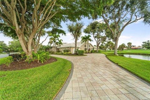 Casa en venta en Sarasota, Florida, 3 dormitorios, 285.77 m2 № 1898876 - foto 2