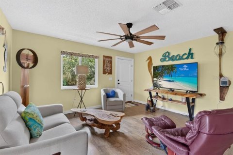 Villa ou maison à vendre à Placida, Floride: 2 chambres, 78.04 m2 № 2310795 - photo 11