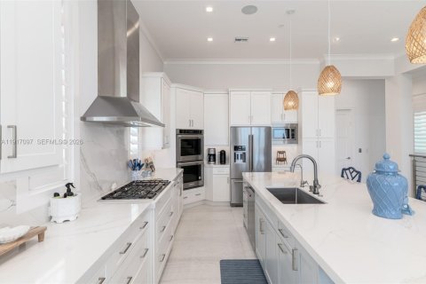 Villa ou maison à vendre à St. Lucie, Floride: 4 chambres, 393.26 m2 № 2173590 - photo 15