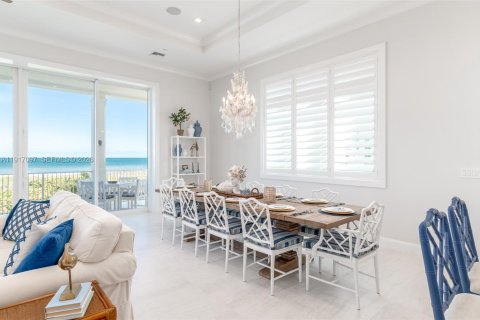 Villa ou maison à vendre à St. Lucie, Floride: 4 chambres, 393.26 m2 № 2173590 - photo 21