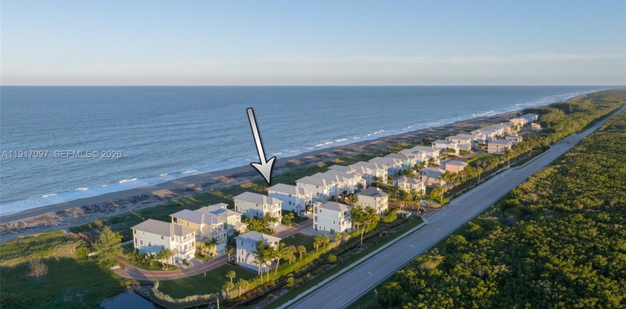 Villa ou maison à St. Lucie, Floride 4 chambres, 393.26 m2 № 2173590