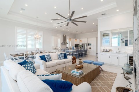 Villa ou maison à vendre à St. Lucie, Floride: 4 chambres, 393.26 m2 № 2173590 - photo 20