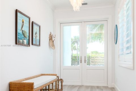 Villa ou maison à vendre à St. Lucie, Floride: 4 chambres, 393.26 m2 № 2173590 - photo 9