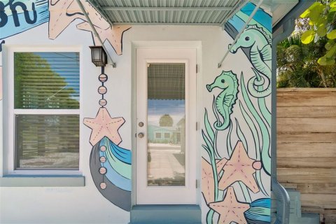 Villa ou maison à louer à Treasure Island, Floride: 2 chambres, 136.38 m2 № 2151357 - photo 15