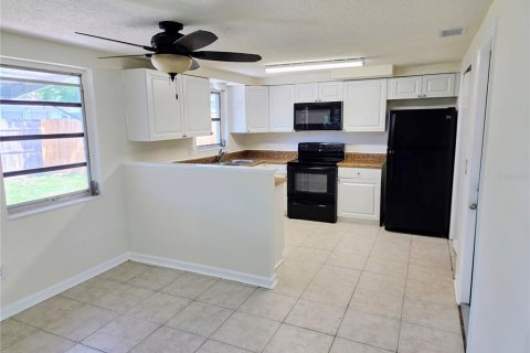 House in Holiday, Florida 2 bedrooms, 88.07 sq.m. № 1760340 - photo 4
