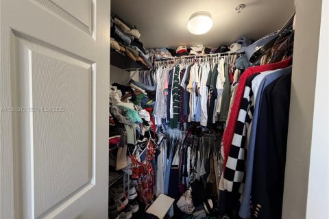 Copropriété à louer à Miami, Floride: 2 chambres, 85.47 m2 № 2010850 - photo 9