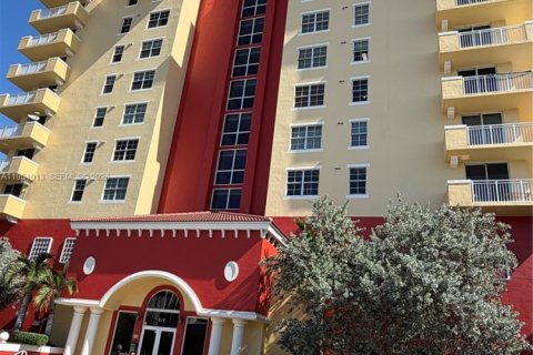 Copropriété à louer à Miami, Floride: 2 chambres, 85.47 m2 № 2010850 - photo 2