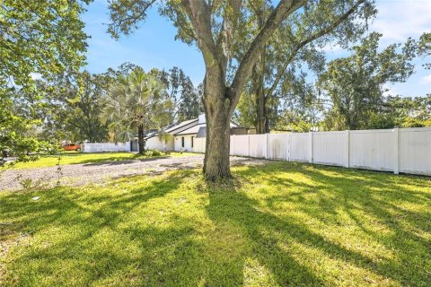Casa en venta en Tampa, Florida, 4 dormitorios, 221.29 m2 № 2369357 - foto 2