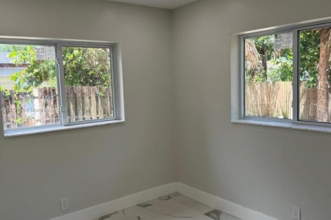 Villa ou maison à vendre à Fort Lauderdale, Floride: 5 chambres, 113.34 m2 № 1921167 - photo 22