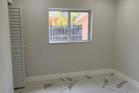 Villa ou maison à vendre à Fort Lauderdale, Floride: 5 chambres, 113.34 m2 № 1921167 - photo 16