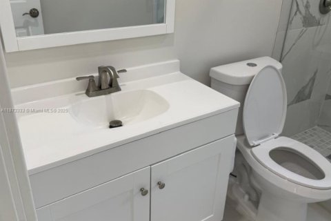 Villa ou maison à vendre à Fort Lauderdale, Floride: 5 chambres, 113.34 m2 № 1921167 - photo 15