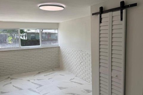 Villa ou maison à vendre à Fort Lauderdale, Floride: 5 chambres, 113.34 m2 № 1921167 - photo 7