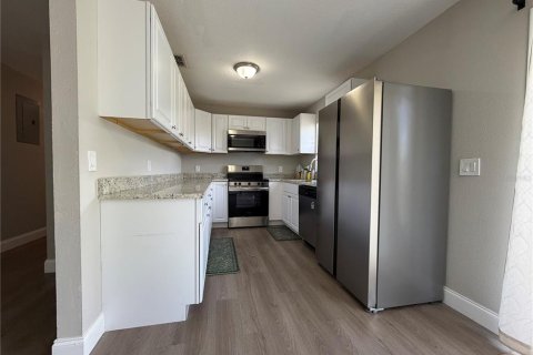 Casa en alquiler en Orlando, Florida, 3 dormitorios, 92.81 m2 № 2156514 - foto 6