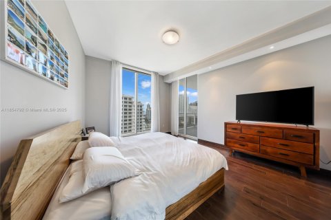 Condo in Miami, Florida, 1 bedroom  № 1872725 - photo 6