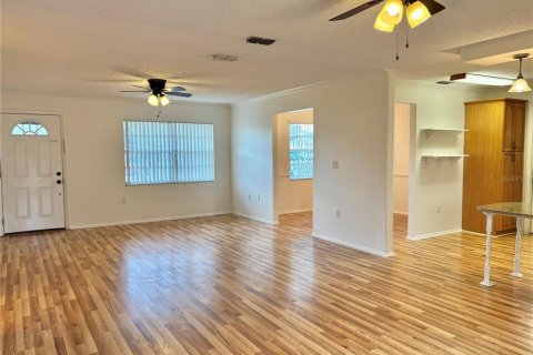 House in Bartow, Florida 3 bedrooms, 125.7 sq.m. № 2198010 - photo 5