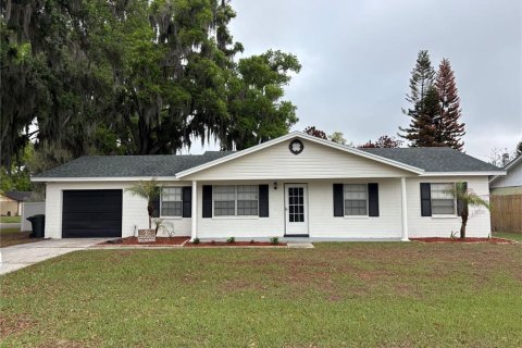 Villa ou maison à Bartow, Floride 3 chambres, 125.7 m2 № 2198010