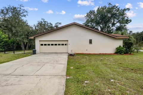 Villa ou maison à vendre à Winter Haven, Floride: 2 chambres, 140 m2 № 2395602 - photo 29