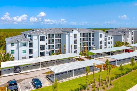 Copropriété à louer à Punta Gorda, Floride: 2 chambres, 107.21 m2 № 1788115 - photo 1