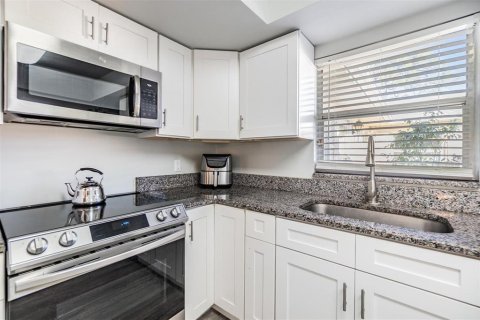 Copropriété à vendre à Saint Petersburg, Floride: 2 chambres, 109.62 m2 № 1557605 - photo 20