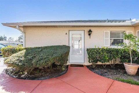 Copropriété à vendre à Saint Petersburg, Floride: 2 chambres, 109.62 m2 № 1557605 - photo 2