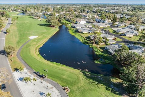 Copropriété à vendre à Saint Petersburg, Floride: 2 chambres, 109.62 m2 № 1557605 - photo 6