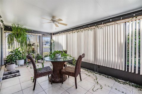 Copropriété à vendre à Saint Petersburg, Floride: 2 chambres, 109.62 m2 № 1557605 - photo 5