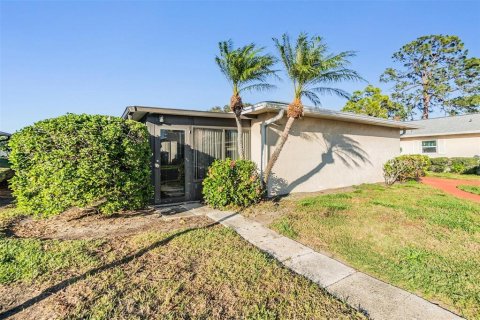 Copropriété à vendre à Saint Petersburg, Floride: 2 chambres, 109.62 m2 № 1557605 - photo 29