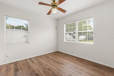 Villa ou maison à vendre à Orlando, Floride: 2 chambres, 70.42 m2 № 2237207 - photo 14