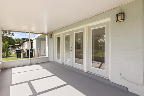 Villa ou maison à vendre à Orlando, Floride: 2 chambres, 70.42 m2 № 2237207 - photo 26