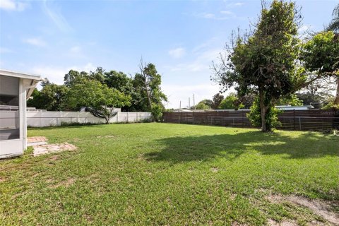 Villa ou maison à vendre à Orlando, Floride: 2 chambres, 70.42 m2 № 2237207 - photo 27