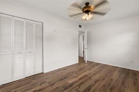 Villa ou maison à vendre à Orlando, Floride: 2 chambres, 70.42 m2 № 2237207 - photo 18