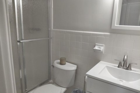 Condo in Lighthouse Point, Florida, 2 bedrooms  № 2178127 - photo 9