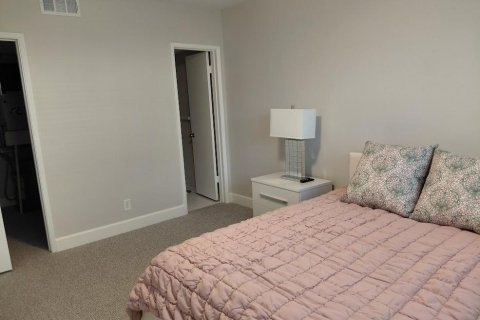 Condo in Lighthouse Point, Florida, 2 bedrooms  № 2178127 - photo 14