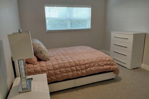 Condo in Lighthouse Point, Florida, 2 bedrooms  № 2178127 - photo 11
