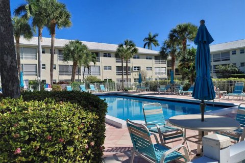 Condo in Lighthouse Point, Florida, 2 bedrooms  № 2178127 - photo 30