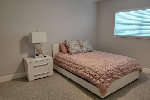 Condo in Lighthouse Point, Florida, 2 bedrooms  № 2178127 - photo 13
